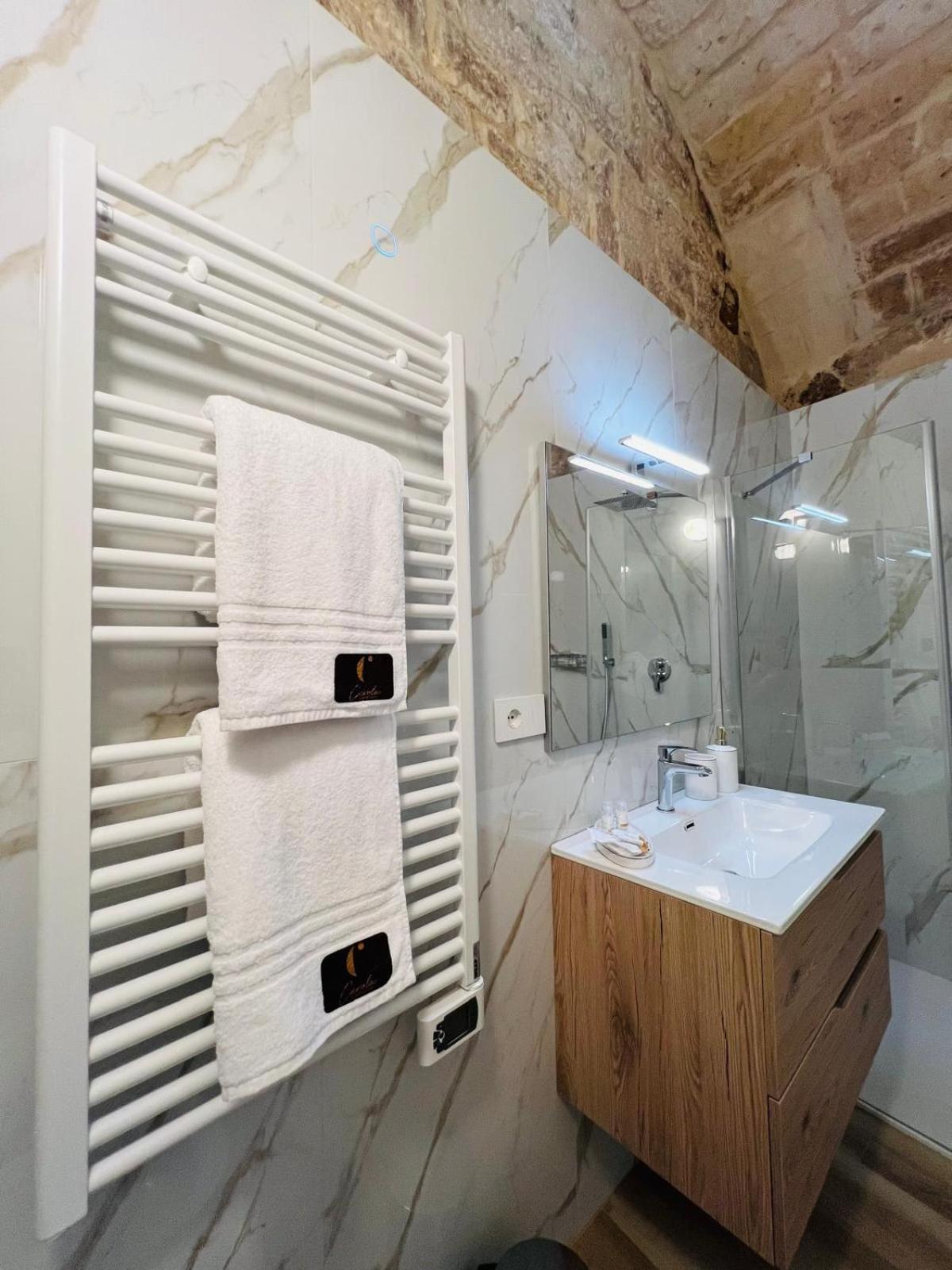 Carola Luxury Room Bari Eksteriør bilde