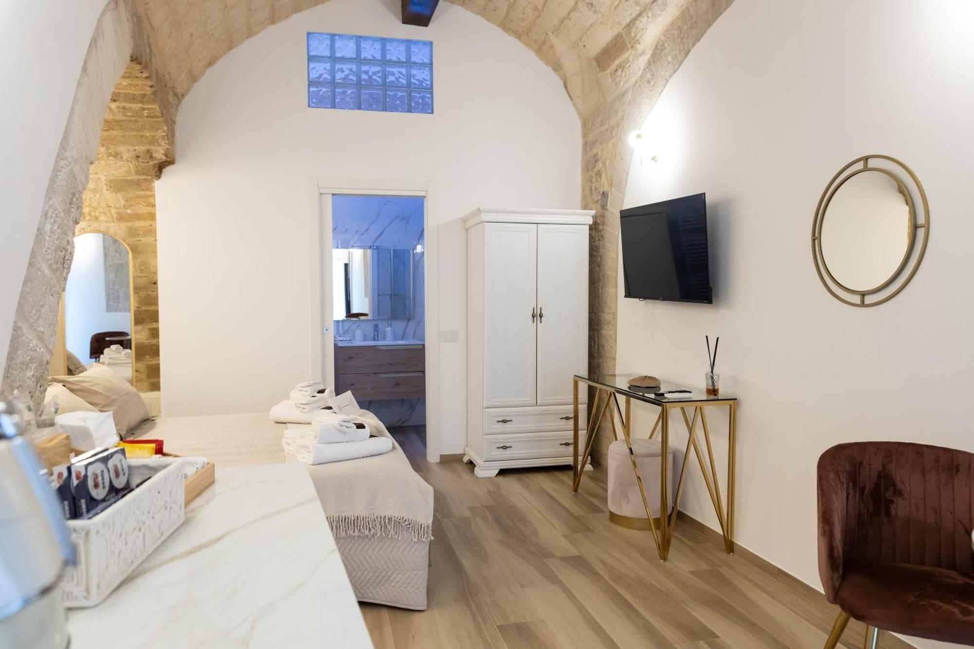 Carola Luxury Room Bari Eksteriør bilde